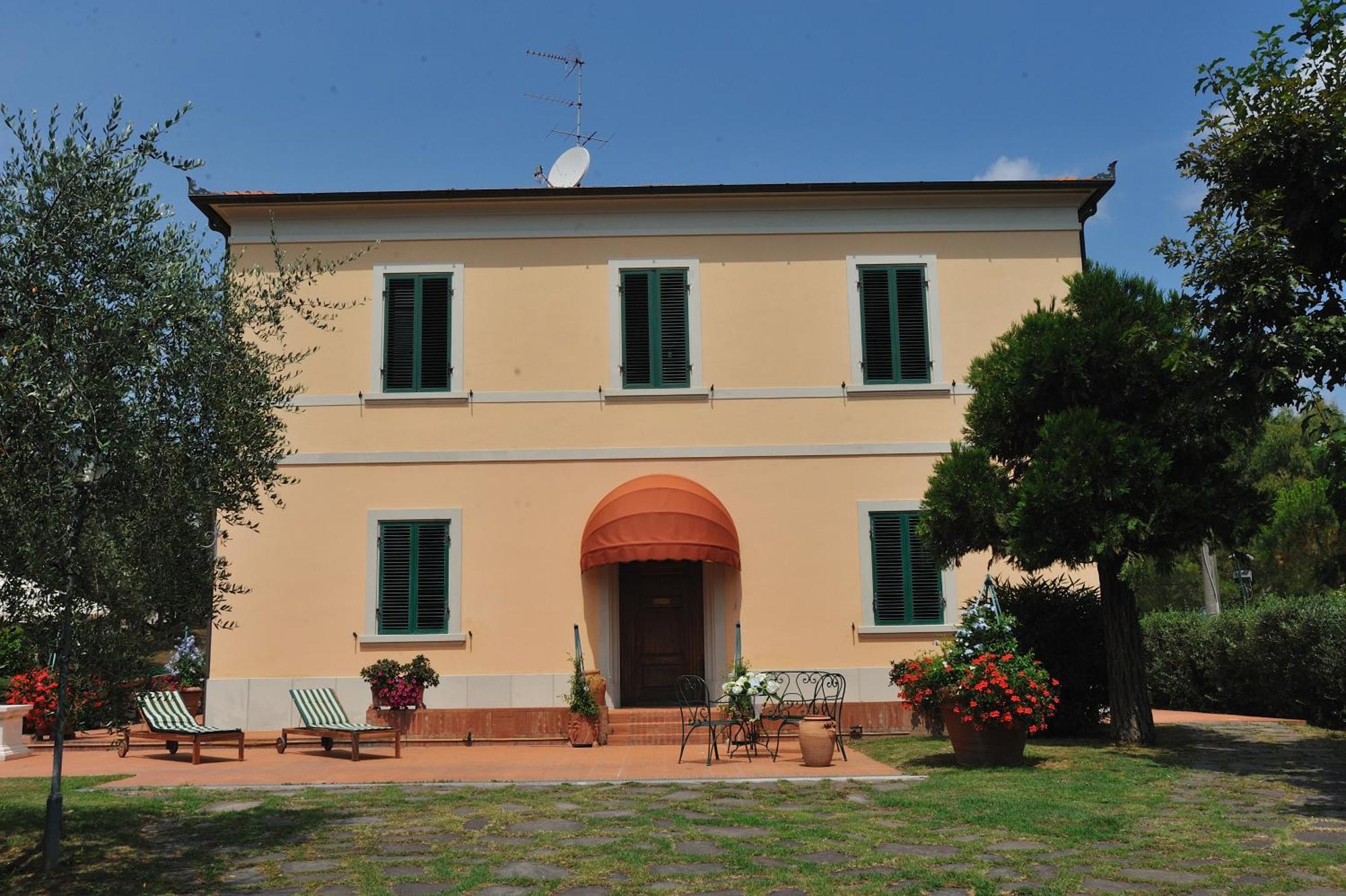 Villa La Nina Montecarlo Luaran gambar